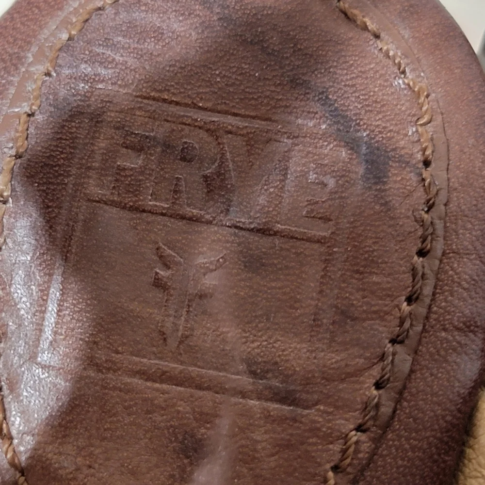 Frye Dara Campus Stitch Heels - Picture 7 of 14
